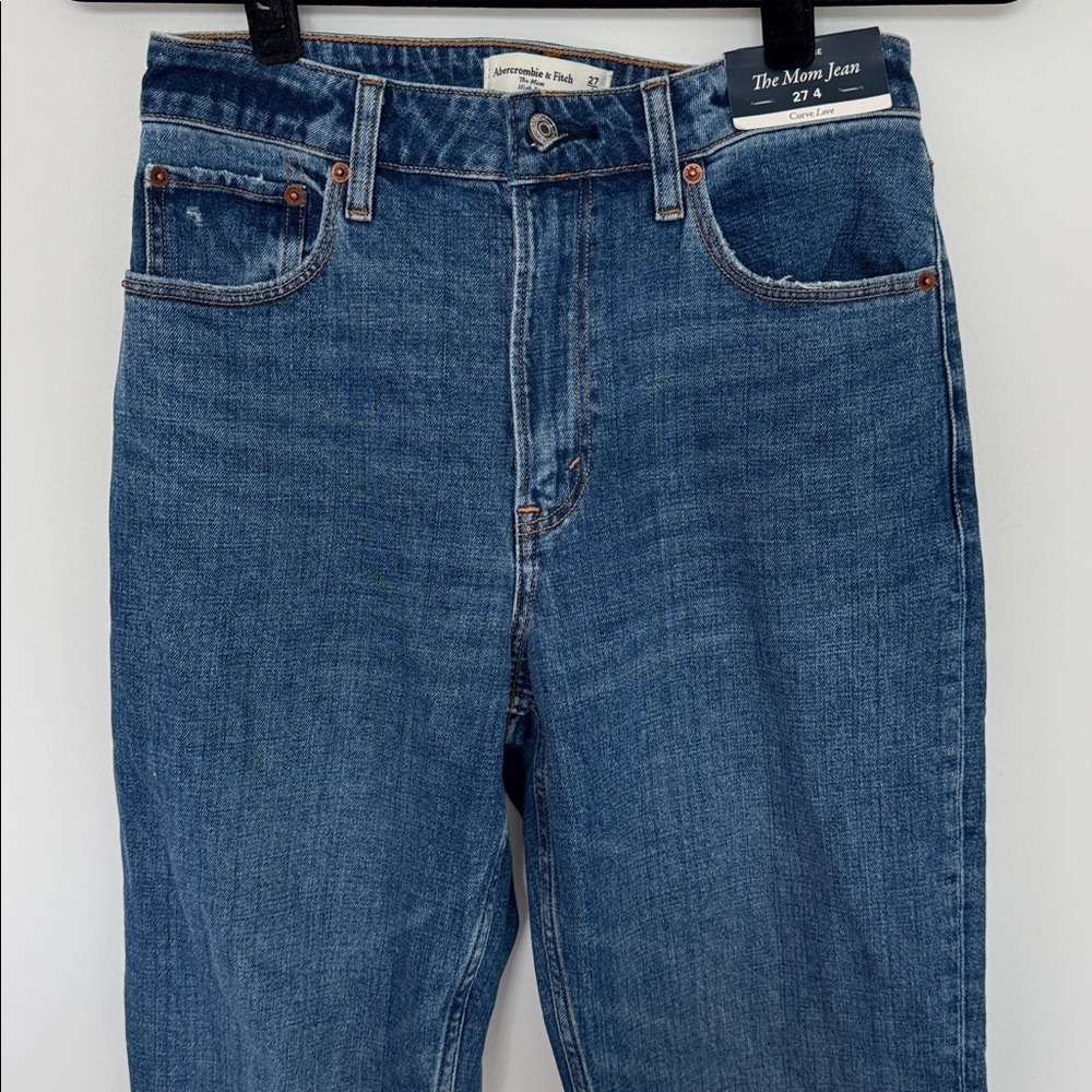 Abercrombie & Fitch NWT The Mom Jean, High Rise Curve Love - Size 27/4 - Picture 2 of 7